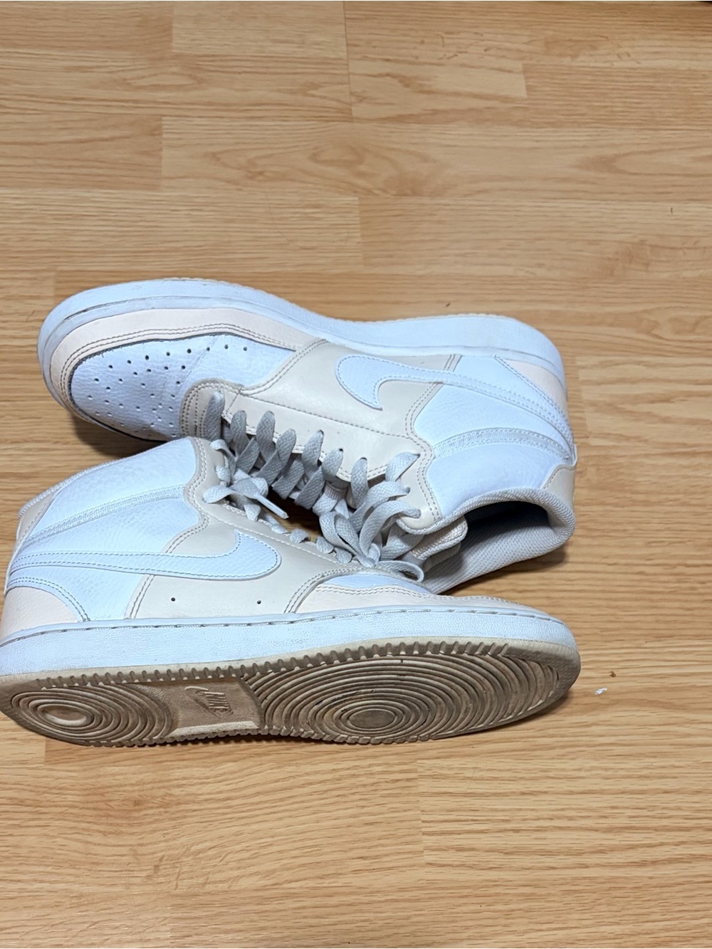 Nike Mid-Top Sneakers in White and Light Tan
